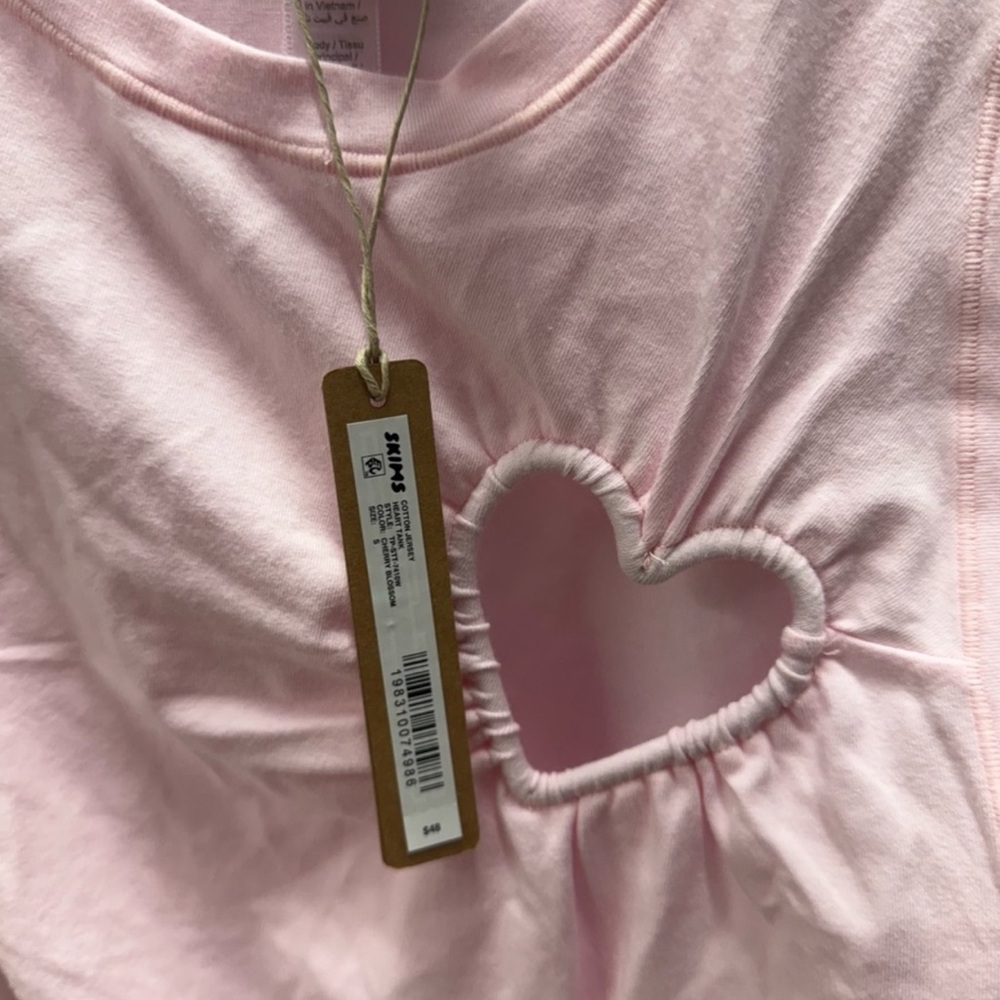 SKIMS Cotton Jersey Heart Tank in Cherry Blossom, NWT Size M, Limited Piece - Picture 6 of 6